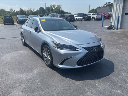 Used 2023 Lexus ES 350 Ultra Luxury w/ Accessory Package (Z2)