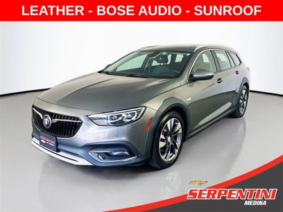 Used 2018 Buick Regal Essence w/ Driver Confidence Package #1