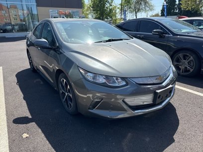 Used 2017 Chevrolet Volt Premier w/ Driver Confidence II Package