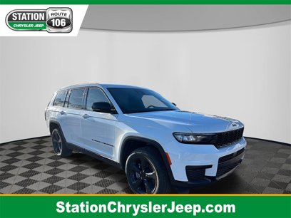 Used 2023 Jeep Grand Cherokee L Laredo