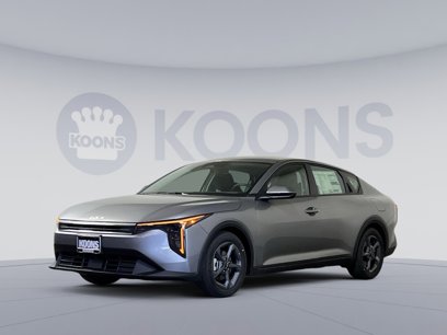 New 2025 Kia K4 LXS