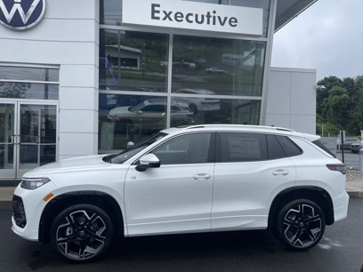 New 2025 Volkswagen Tiguan SEL R-Line