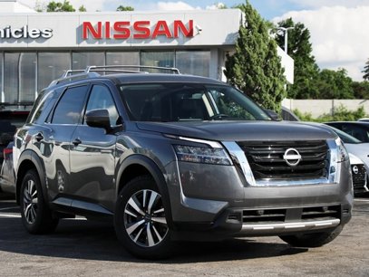 Certified 2024 Nissan Pathfinder SL