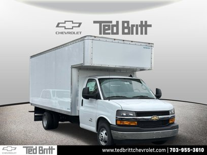 New 2024 Chevrolet Express 4500 Extended w/ Power Convenience Package
