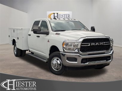 New 2024 RAM 3500 Tradesman w/ Chrome Appearance Group
