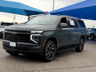 New 2025 Chevrolet Suburban RST w/ Comfort Package