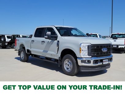 New 2025 Ford F250 XL w/ FX4 Off-Road Package