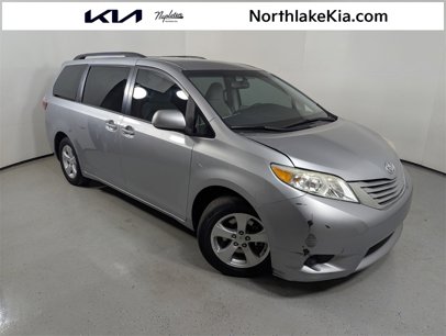 Used 2017 Toyota Sienna LE