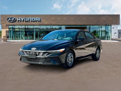 New 2024 Hyundai Elantra SEL