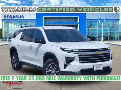 Used 2024 Chevrolet Traverse LT