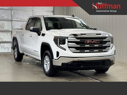 New 2025 GMC Sierra 1500 SLE