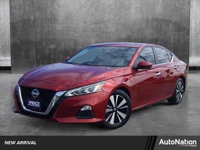 Used 2021 Nissan Altima 2.5 SV