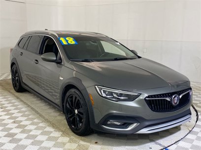 Used 2018 Buick Regal Essence w/ Driver Confidence Package #1