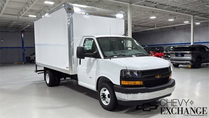 New 2025 Chevrolet Express 3500 w/ Power Convenience Package