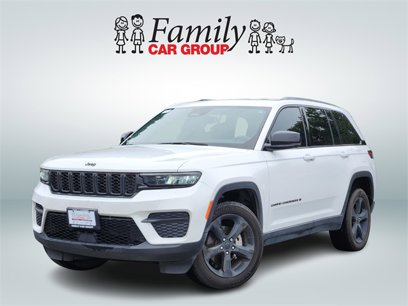 Used 2023 Jeep Grand Cherokee Altitude