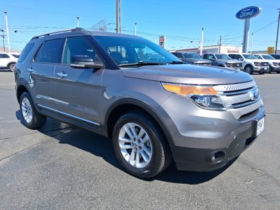 Used 2013 Ford Explorer XLT w/ Class III Trailer Tow Pkg