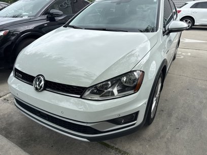 Used 2017 Volkswagen Golf Alltrack SE