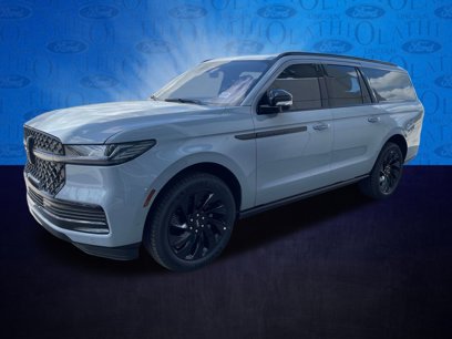 New 2025 Lincoln Navigator L Reserve w/ Jet Appearance Package