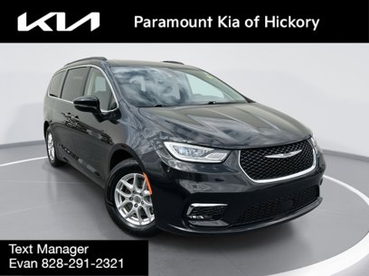 Used 2022 Chrysler Pacifica Touring-L
