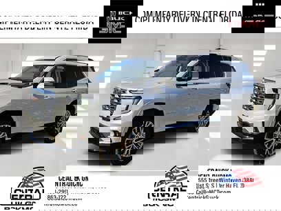 New 2025 GMC Acadia Denali