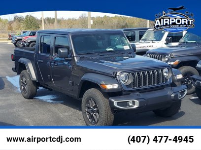 New 2025 Jeep Gladiator Sport
