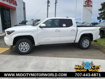New 2024 Toyota Tacoma SR5 w/ SR5 Upgrade Package