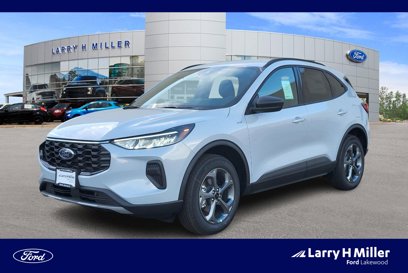 New 2025 Ford Escape ST-Line w/ Tech Pack #1