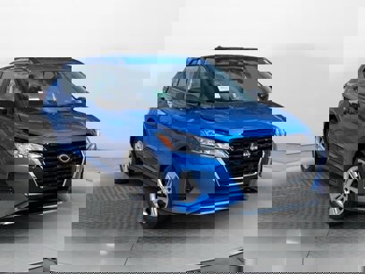 New 2025 Nissan Kicks S