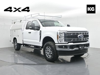 New 2025 Ford F350 XLT w/ FX4 Off-Road Package