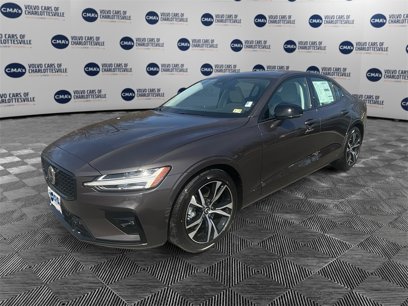 New 2024 Volvo S60 B5 Plus w/ Climate Package