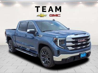 New 2024 GMC Sierra 1500 SLE w/ Preferred Package