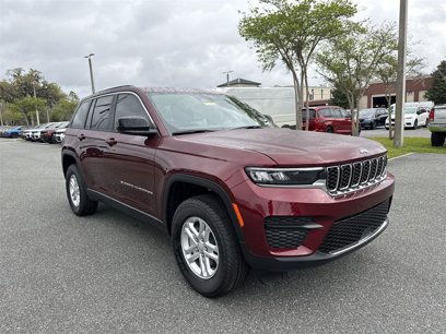 New 2025 Jeep Grand Cherokee Laredo w/ Luxury Tech Group I