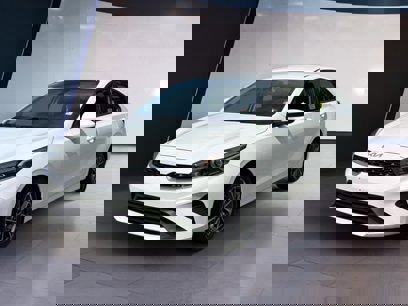 Certified 2022 Kia Forte LXS