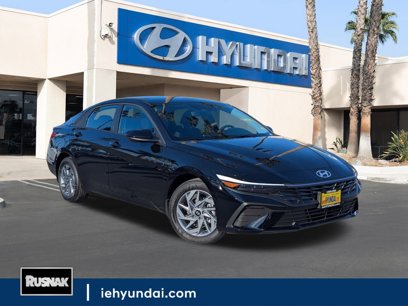 New 2025 Hyundai Elantra Blue