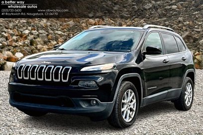 Used 2017 Jeep Cherokee Latitude w/ Safety/Convenience Group