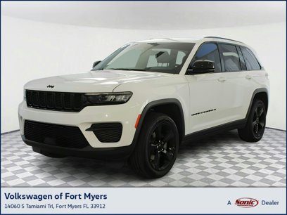 Used 2023 Jeep Grand Cherokee Altitude