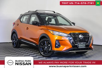 Certified 2022 Nissan Kicks SR