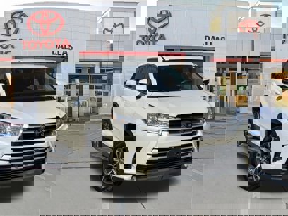 Used 2019 Toyota Highlander LE