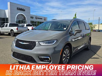 Used 2021 Chrysler Pacifica Touring-L