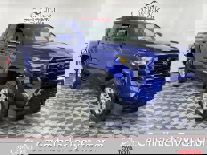 New 2025 Toyota Tacoma SR5