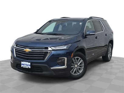 Used 2023 Chevrolet Traverse LT