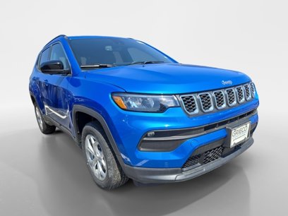 New 2024 Jeep Compass Latitude w/ Convenience Group