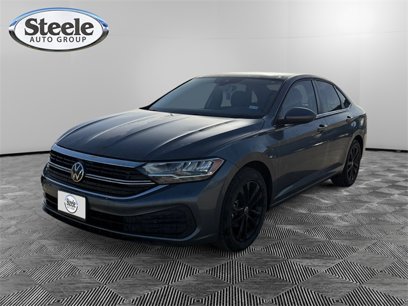 Used 2023 Volkswagen Jetta SE