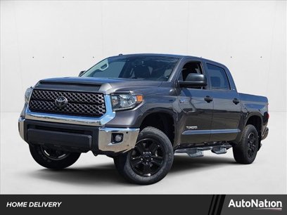 Used 2018 Toyota Tundra SR5 w/ SR5 Upgrade Package