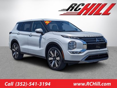 New 2025 Mitsubishi Outlander SE