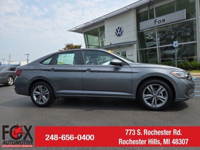 Certified 2024 Volkswagen Jetta SE w/ Panoramic Sunroof Package