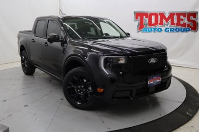 New 2025 Ford Maverick Lariat w/ Black Appearance Package