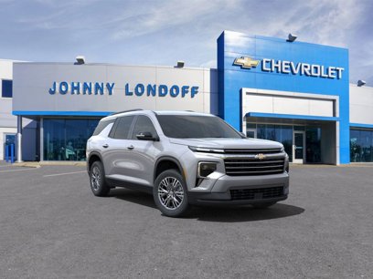 New 2025 Chevrolet Traverse LT