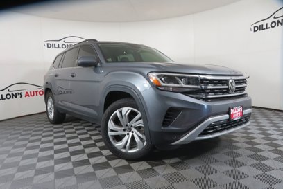 Used 2021 Volkswagen Atlas SE w/ Panoramic Sunroof Package