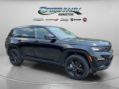 Used 2023 Jeep Grand Cherokee Limited w/ Black Appearance Package